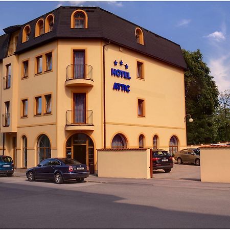 Attic Hotel Praga Exterior foto